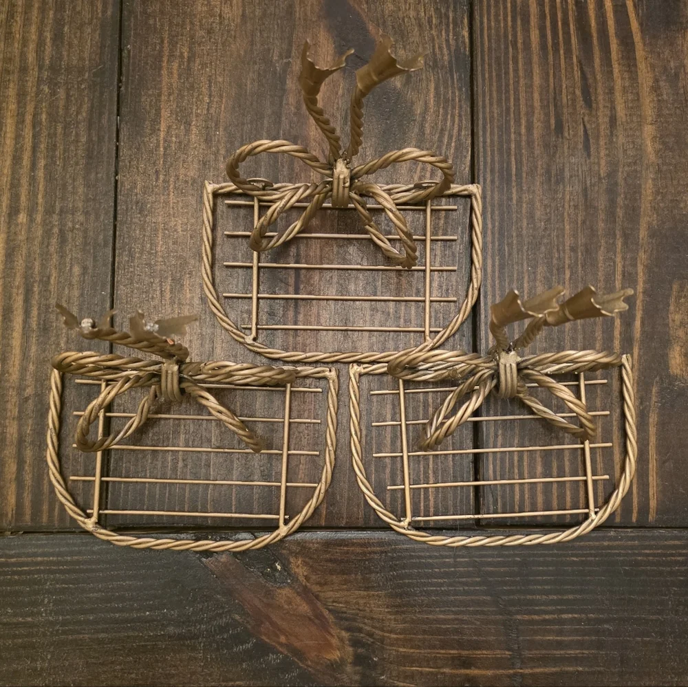 Elegant Gold Wall Shelf
